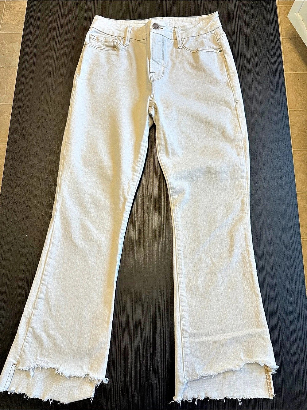 FRAME Le Crop Mini Boot White Flare Jeans Waist 25
